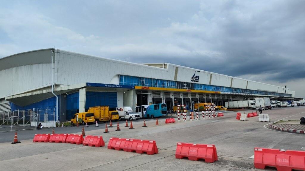 มือปราบพัสดุติดด่าน (FedEx, UPS, DHL) - 5